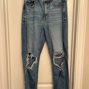 American Eagle Distressed Mom Jean